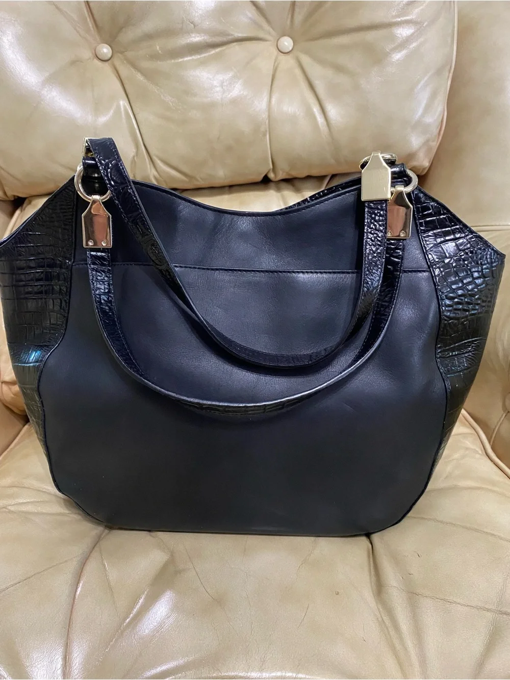 RARE Brahmin Nara Stud Marianna Tassel + Zip Wallet + Key Fob Leather Black/Gold